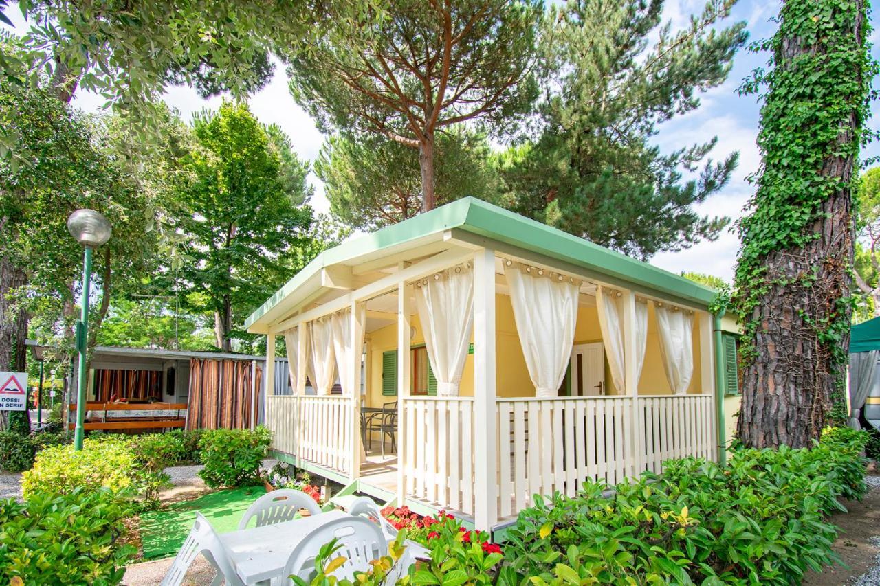 Camping Parco Vacanza Partaccia 2 マリーナ・ディ・マッサ エクステリア 写真